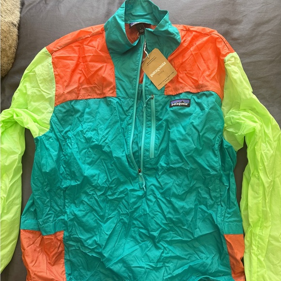 Patagonia Jackets & Blazers - Patagonia Women’s Houdini Stash 1/2 zip pullover